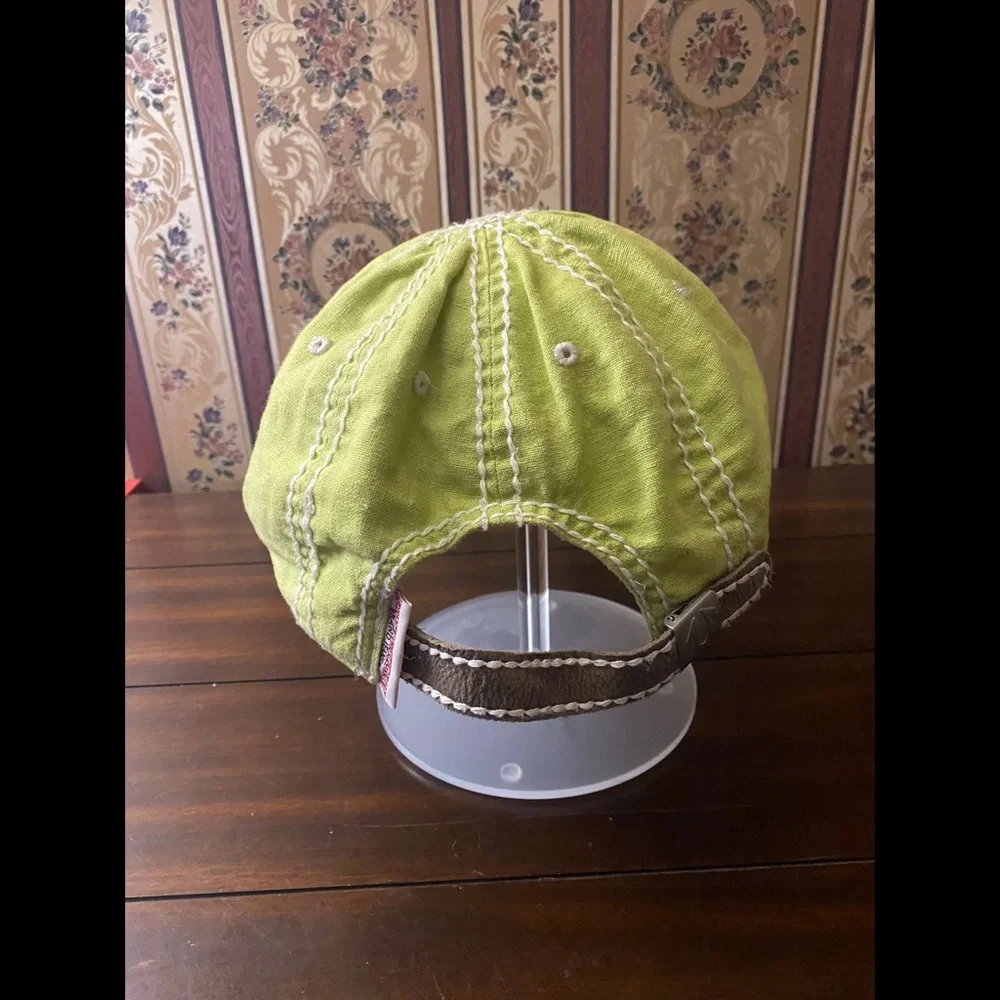 True Religion Rare Driving Hat Size OS.